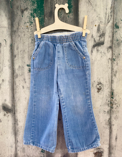 Wide-Leg Jeans
